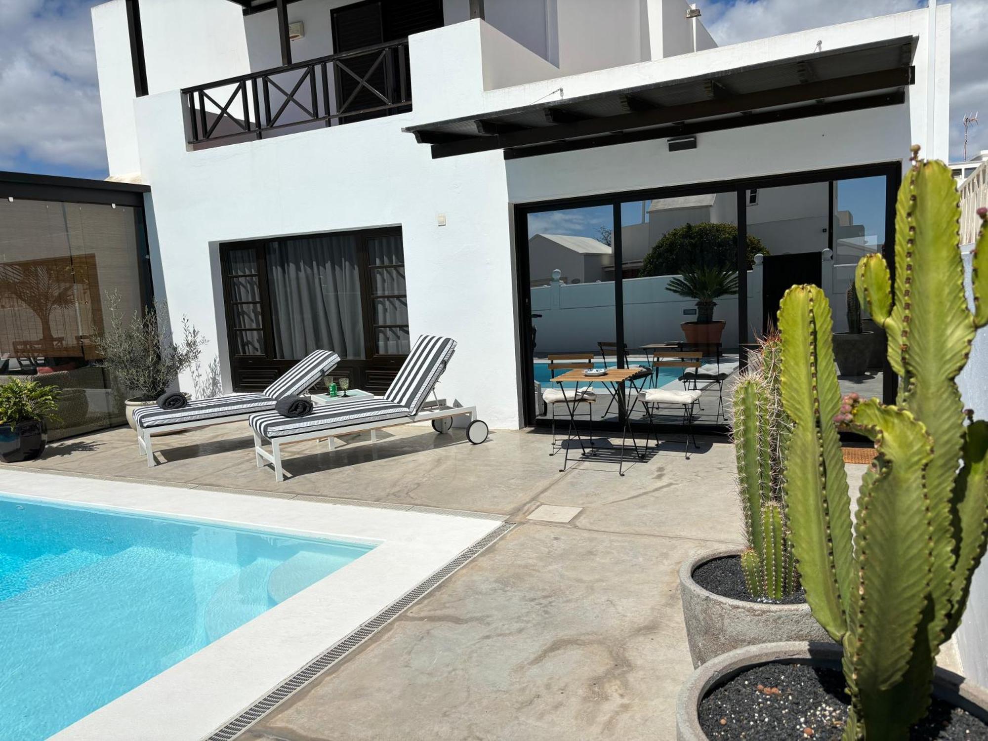 Casa Natalia Apartment Tias Ngoại thất bức ảnh